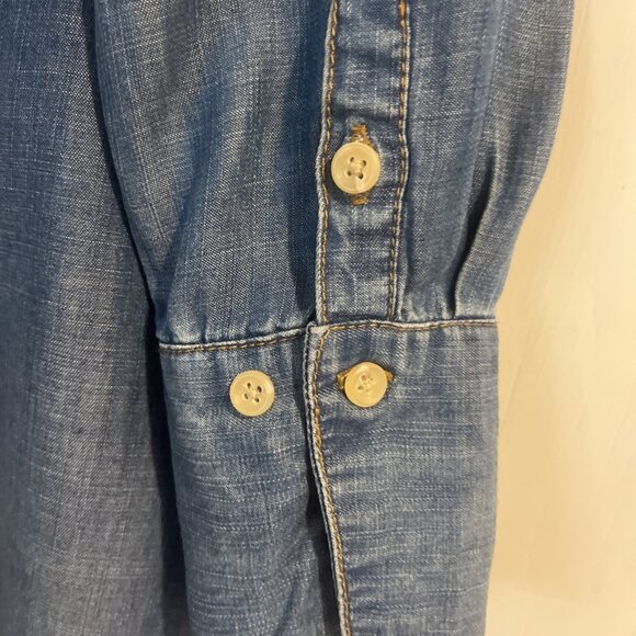 CHICO'S Chambray Shirt S 1/8-10 Womens Small Blue Button Side Detail Long Sleeve - Picture 6 of 12